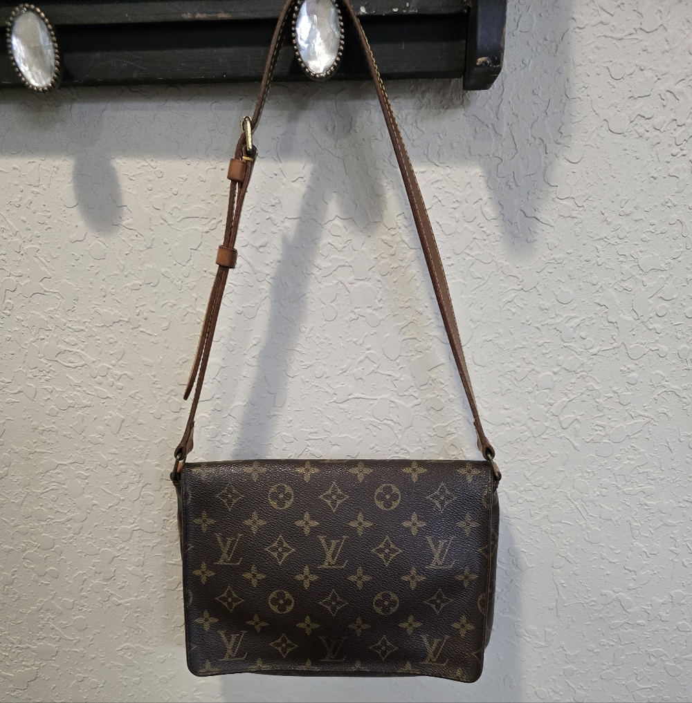 Louis Vuitton Brown Monogram Shoulder Bag Musette Tango.